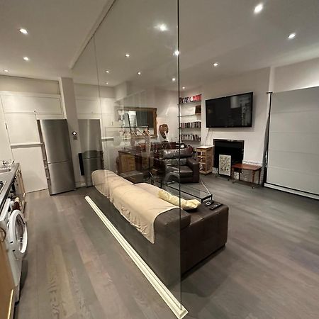 Large Studio Flat In Kensington Londres Exterior foto