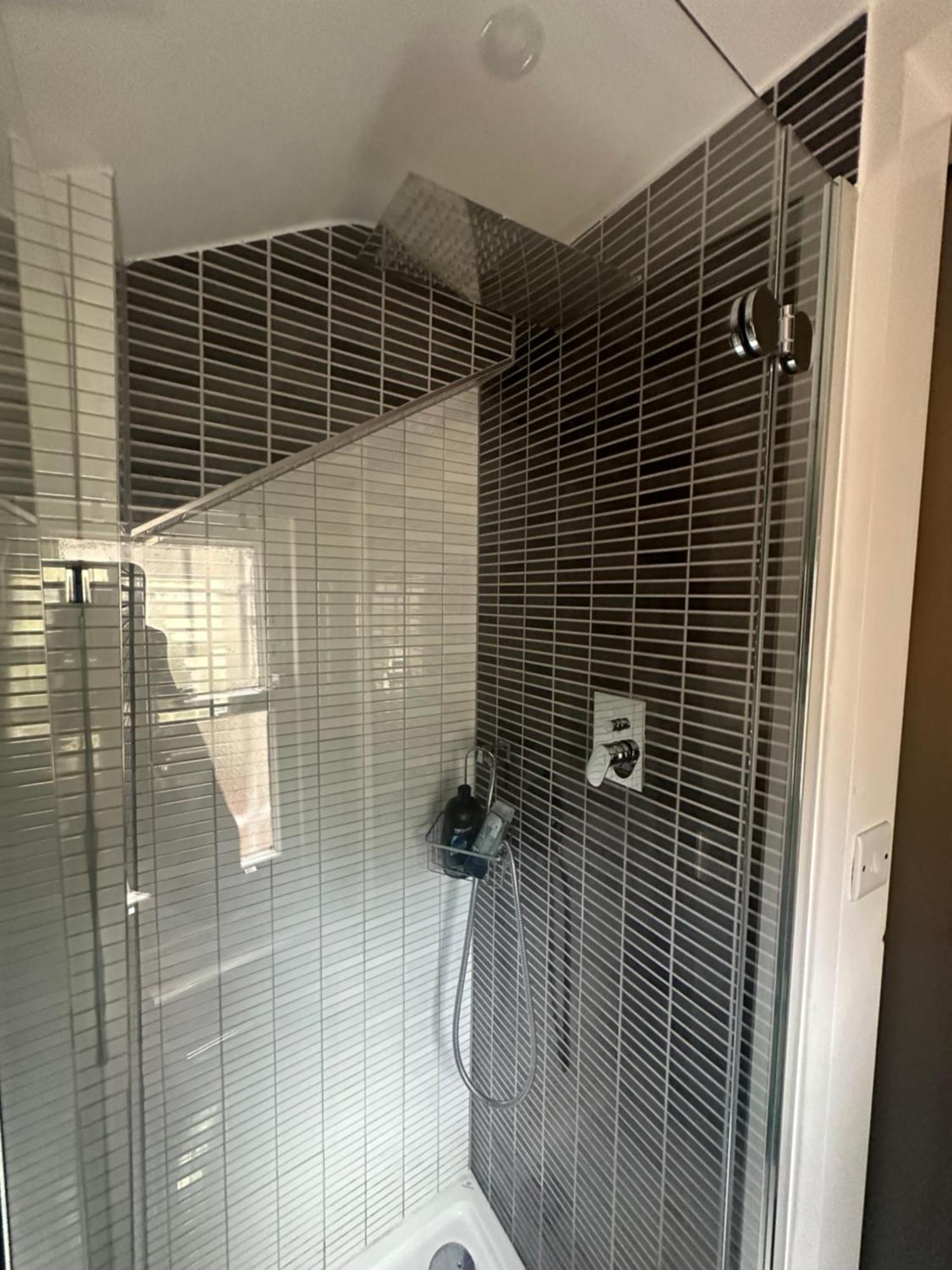 Large Studio Flat In Kensington Londres Exterior foto